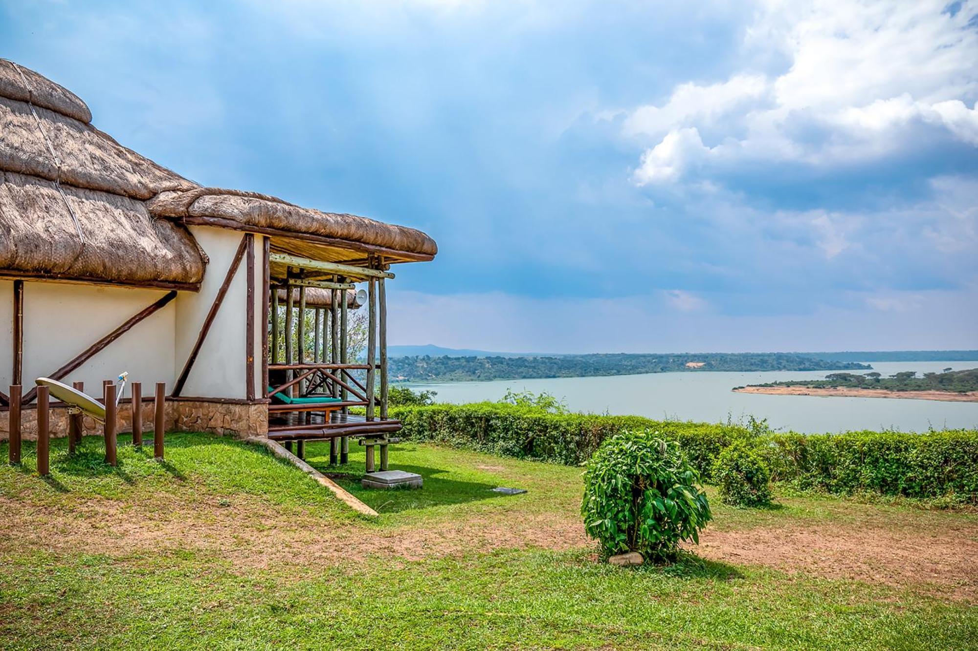 Mweya Safari Lodge Katwe Екстериор снимка